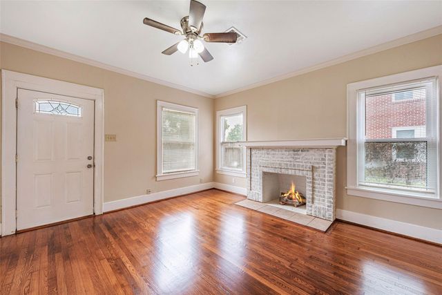 2611 Rosewood Street, Houston, TX 77004