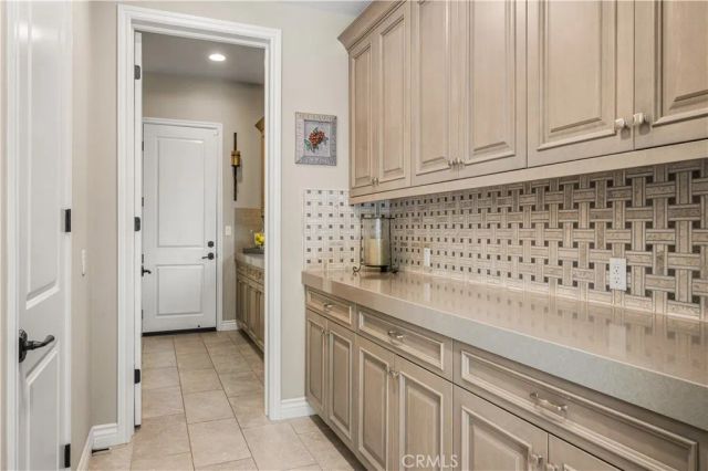 14 Lonestar, Irvine, CA 92602