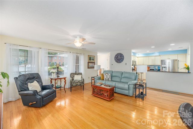 1465 S Lakeshore Drive D-2, Lake Junaluska, NC 28745
