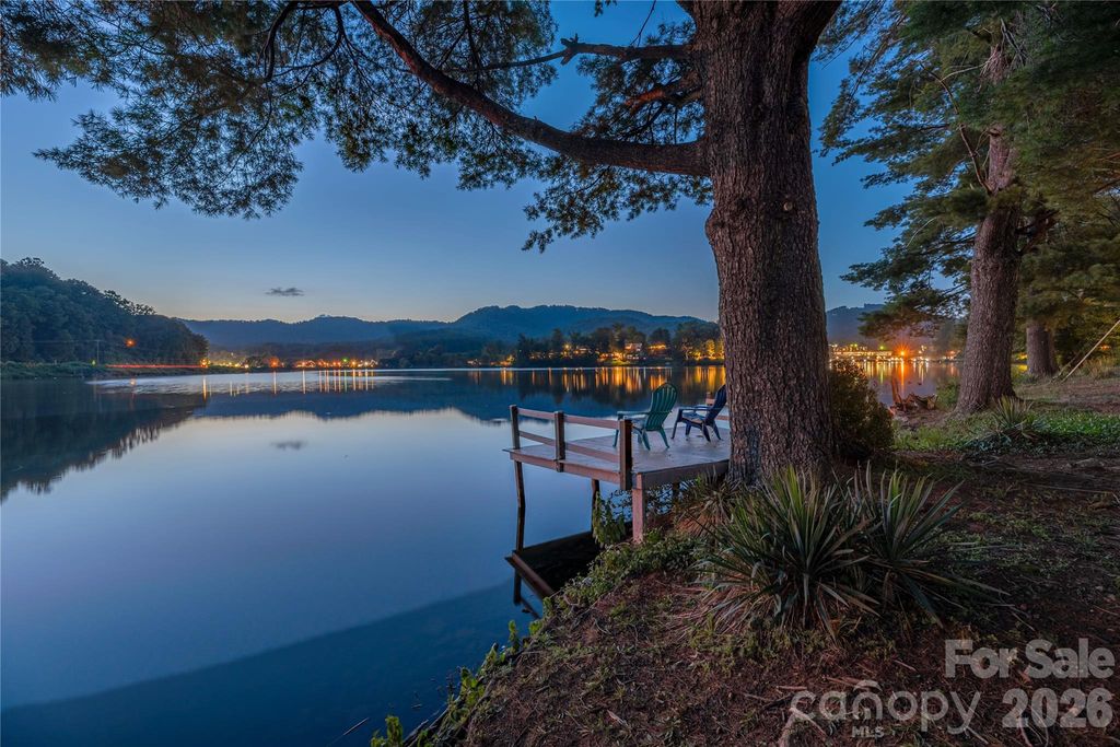 1465 S Lakeshore Drive D-2, Lake Junaluska, NC 28745