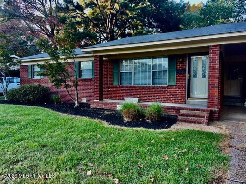 105 Southern Avenue, Senatobia, MS 38668 — photo 2