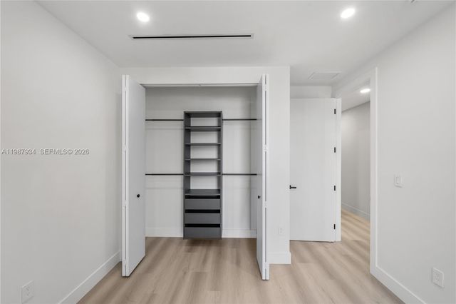 536 NW 48th ST, Miami, FL 33127