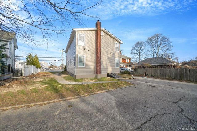 130 5th Avenue, Bay Shore, NY 11706