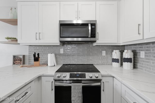 790 New River Inlet Road Unit 207a, Sneads Ferry, NC 28460