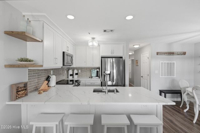 790 New River Inlet Road Unit 207a, Sneads Ferry, NC 28460