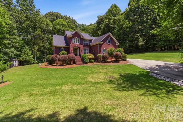 280 Catawba Crest Lane, Clover, SC 29710
