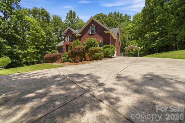 280 Catawba Crest Lane, Clover, SC 29710