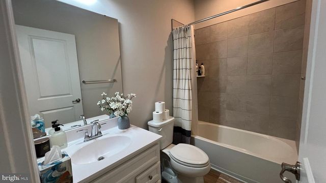 11 SIDNEY LN, Stratford, NJ 08084