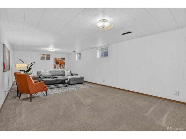 599 S Swadley St, Lakewood, CO 80228