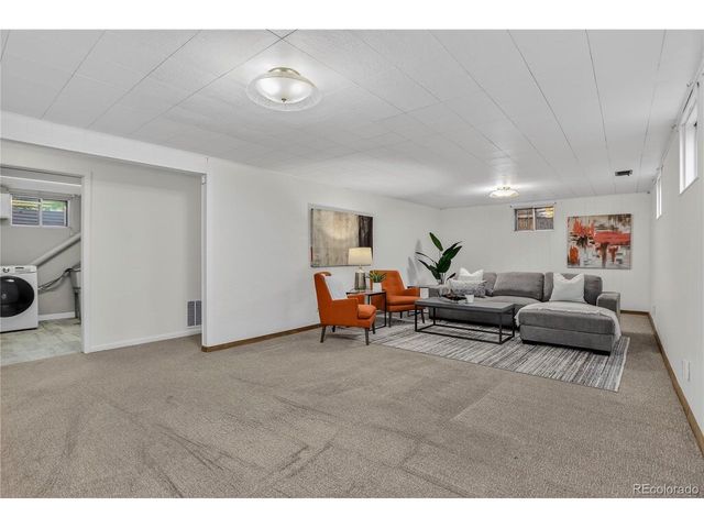 599 S Swadley St, Lakewood, CO 80228