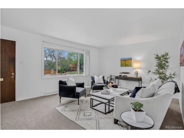 599 S Swadley St, Lakewood, CO 80228