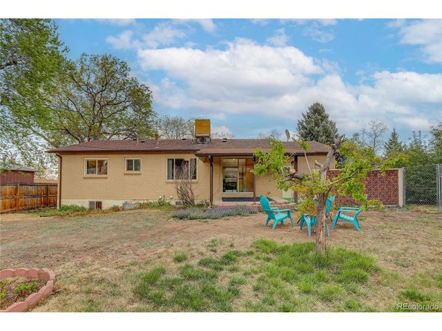 599 S Swadley St, Lakewood, CO 80228