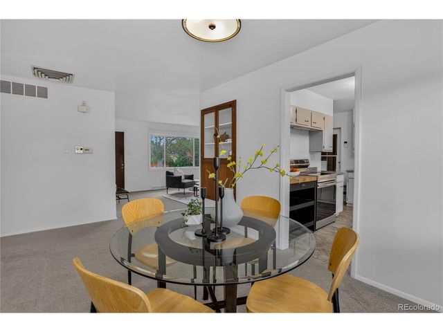 599 S Swadley St, Lakewood, CO 80228