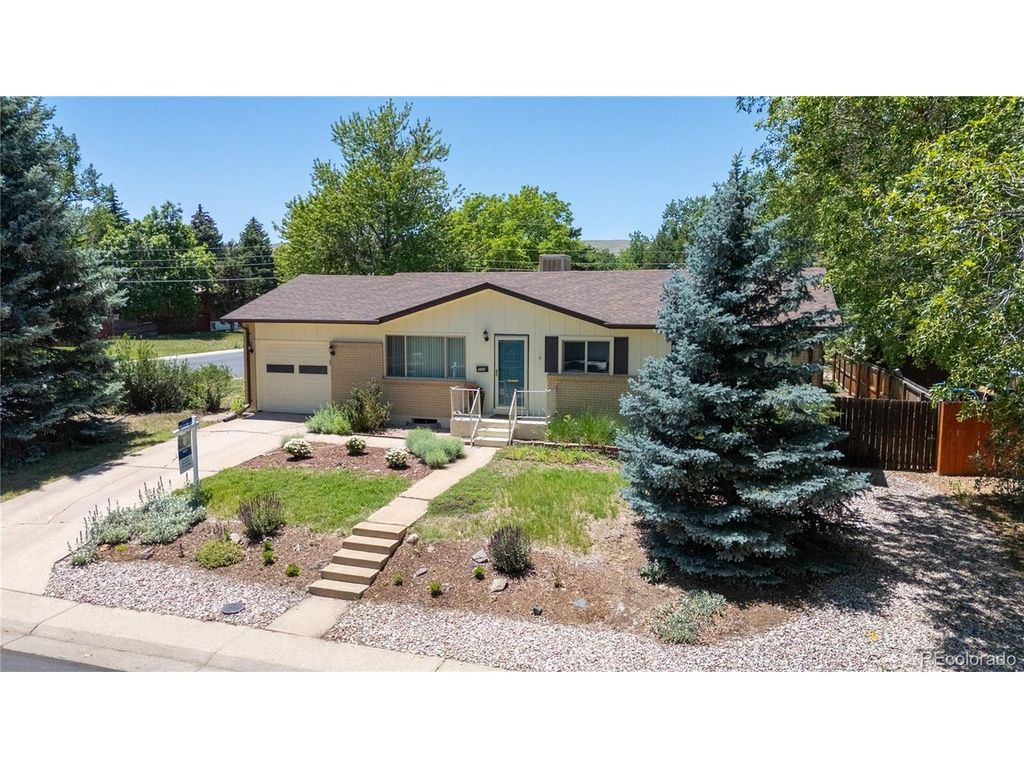 599 S Swadley St, Lakewood, CO 80228