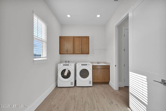 75 BINNACLE Court, St. Johns, FL 32259