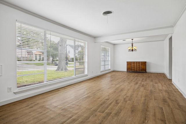 4126 Martinshire Drive, Houston, TX 77025