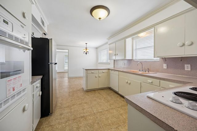 4126 Martinshire Drive, Houston, TX 77025