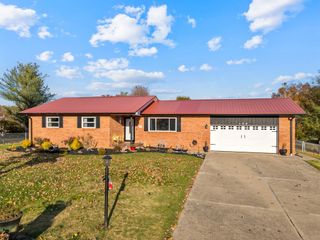 104 Lynn Knolls, Scott Depot, WV 25560