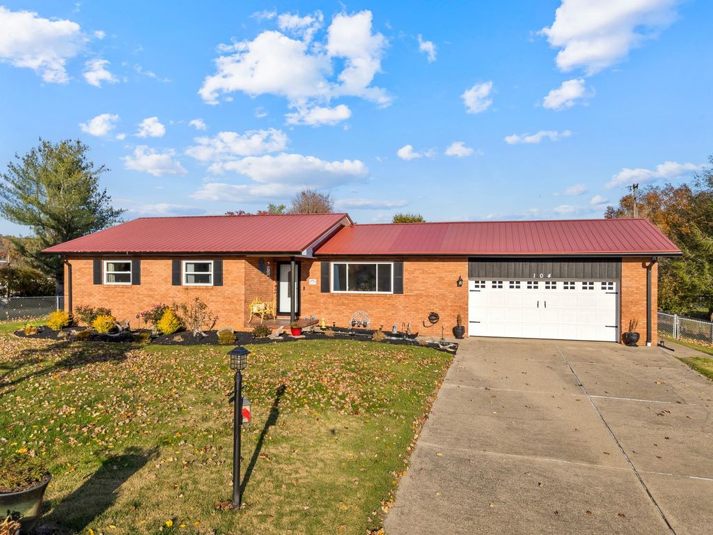 104 Lynn Knolls, Scott Depot, WV 25560