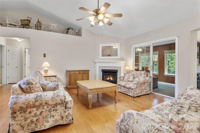 69 Red Cedar Drive, Hendersonville, NC 28792