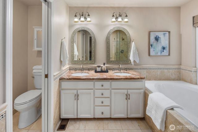 8218 126th Place SE, Newcastle, WA 98056