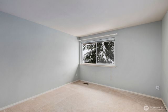 8218 126th Place SE, Newcastle, WA 98056