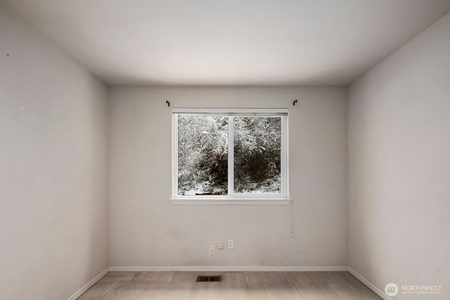 8218 126th Place SE, Newcastle, WA 98056