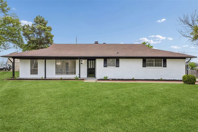 1702 Northcrest Drive, Arlington, TX 76012