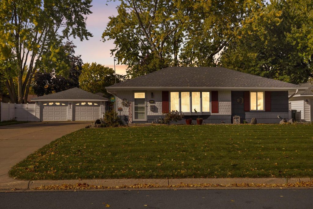 9112 Bloomington Avenue, Bloomington, MN 55425