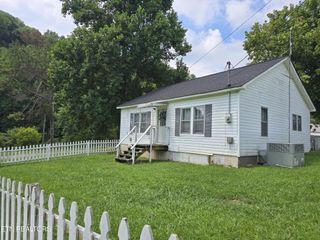 2404 Old Highway 68, Sweetwater, TN 37874