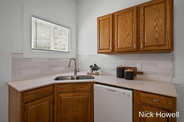 1050 Lafayette Avenue Se, City Of Grand Rapids, MI 49507