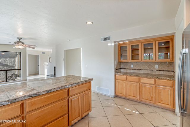 4725 N Craycroft Road, Tucson, AZ 85718