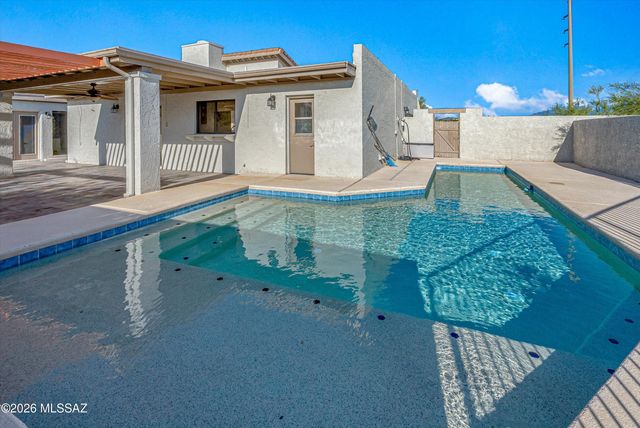 4725 N Craycroft Road, Tucson, AZ 85718