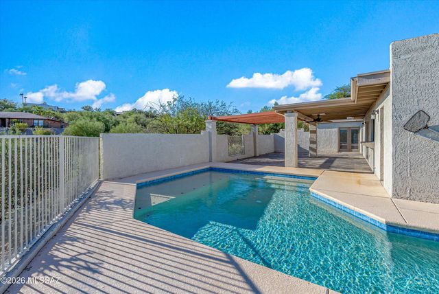 4725 N Craycroft Road, Tucson, AZ 85718