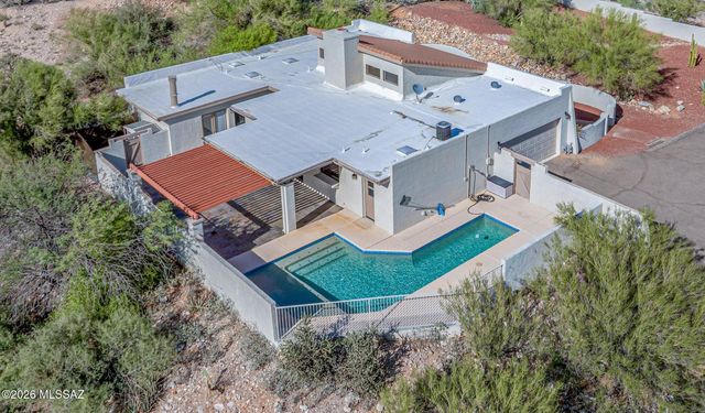 4725 N Craycroft Road, Tucson, AZ 85718