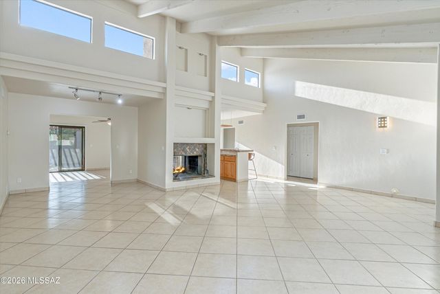 4725 N Craycroft Road, Tucson, AZ 85718