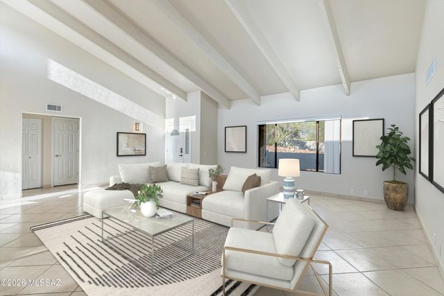 4725 N Craycroft Road, Tucson, AZ 85718