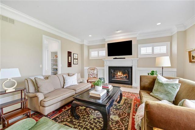 3700 W 153rd Street, Overland Park, KS 66224