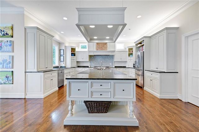 3700 W 153rd Street, Overland Park, KS 66224