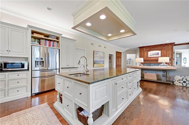 3700 W 153rd Street, Overland Park, KS 66224