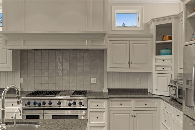 3700 W 153rd Street, Overland Park, KS 66224