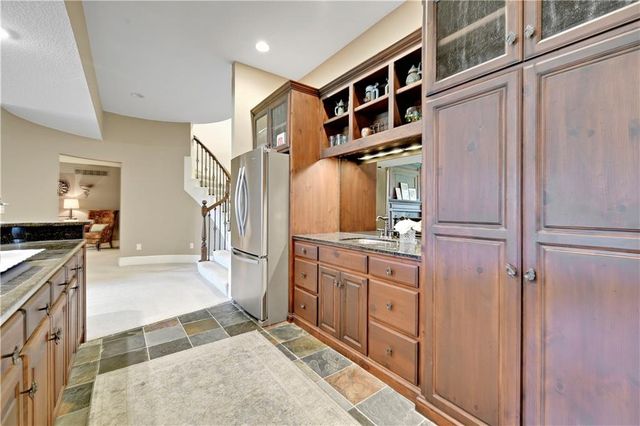 3700 W 153rd Street, Overland Park, KS 66224