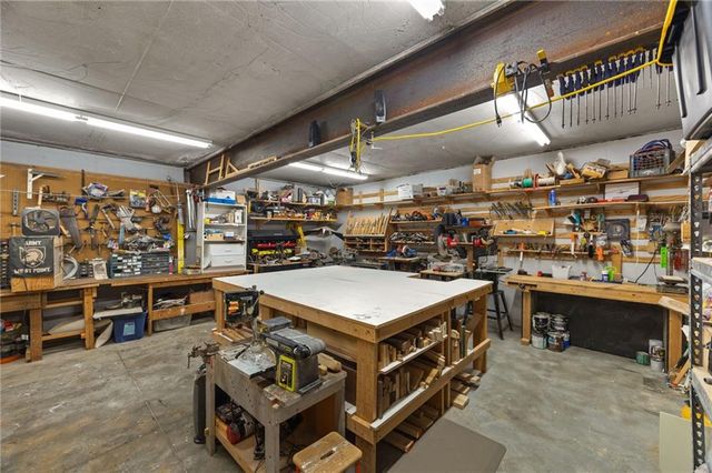 3700 W 153rd Street, Overland Park, KS 66224