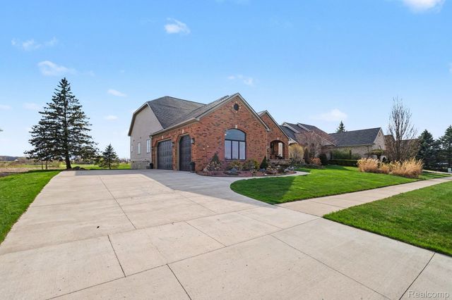 9084 Copper Ridge Drive, Davison Township, MI 48423