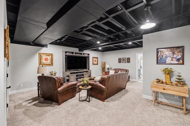 9084 Copper Ridge Drive, Davison Township, MI 48423