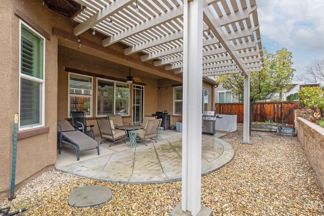 6411 Lisbon Place, Bakersfield, CA 93306