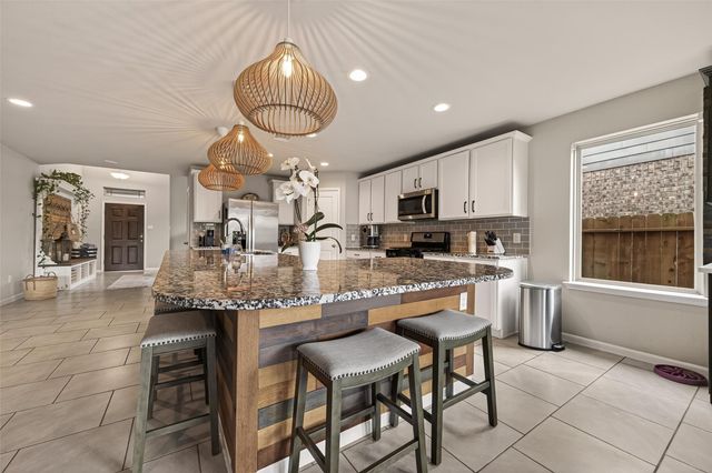 5627 Pleasant Falls Drive, Richmond, TX 77407