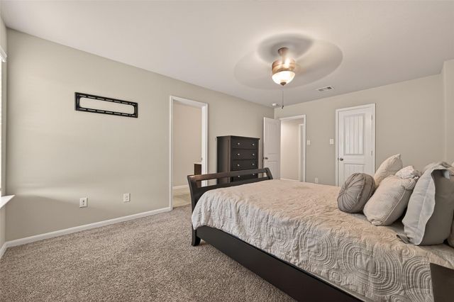 5627 Pleasant Falls Drive, Richmond, TX 77407