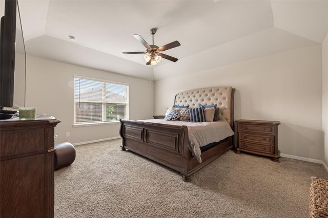 5627 Pleasant Falls Drive, Richmond, TX 77407