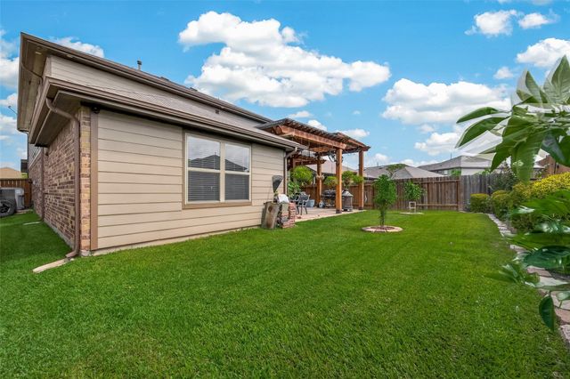 5627 Pleasant Falls Drive, Richmond, TX 77407
